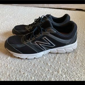 New Balance 460v2 Men’s Running Shoe Size 12 D Black/White